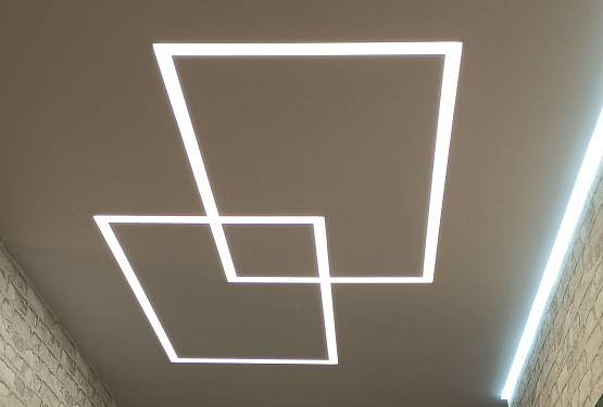 Потолок со световыми линиями "Ромб"